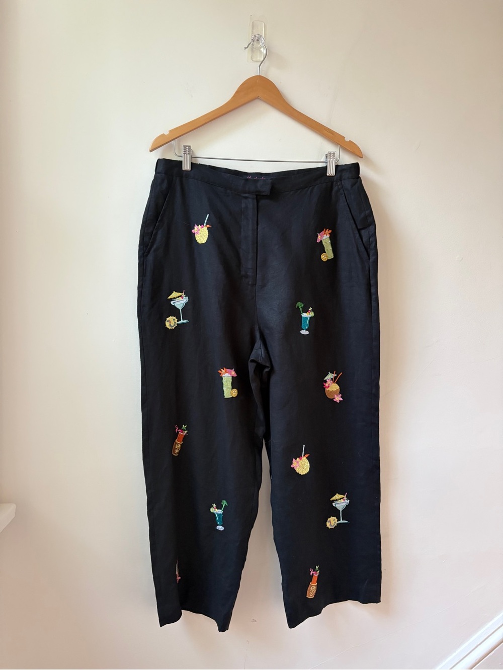 Linen Embroidered Cocktail Cropped Pants - Picture 9 of 12